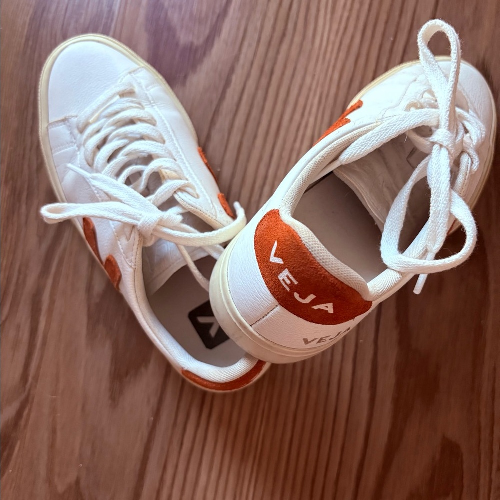 Veja Women’s  White and Tan Sneakers - very good condition